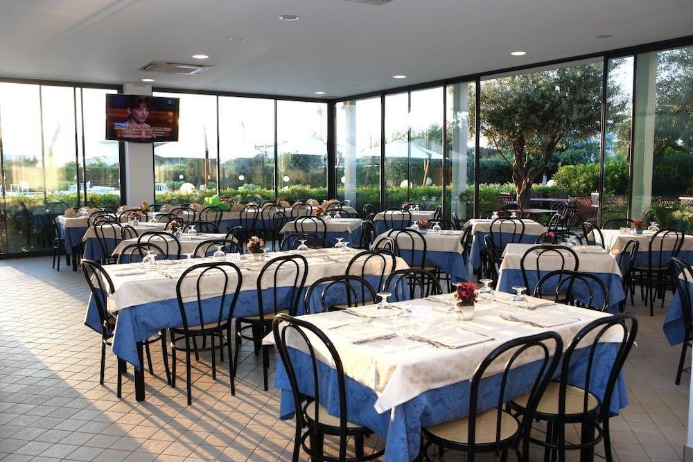 Nettuno Resort 카포오를란도 외부 사진