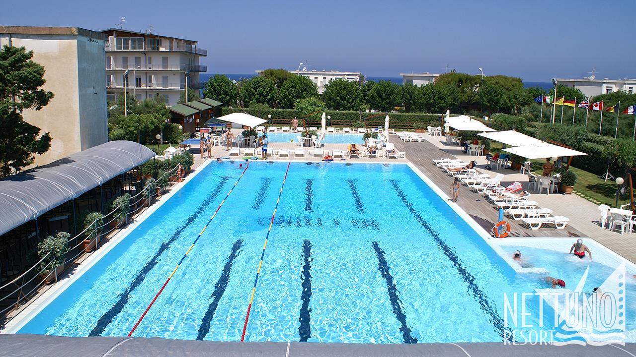 Nettuno Resort 카포오를란도 외부 사진